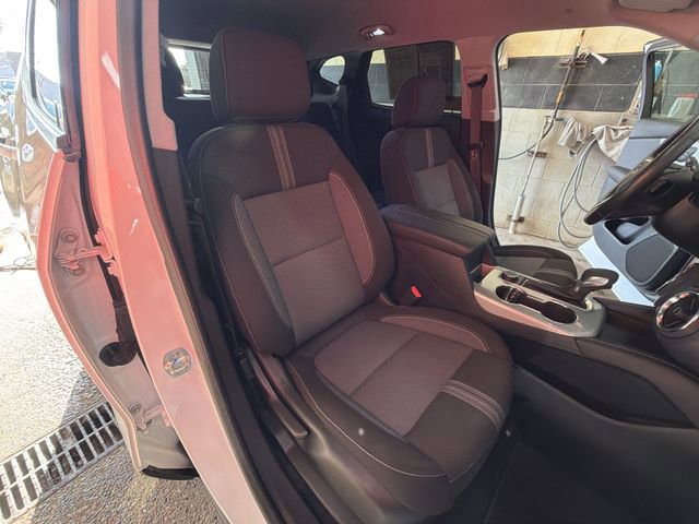 Certified 2025 Chevrolet Blazer LT image 25