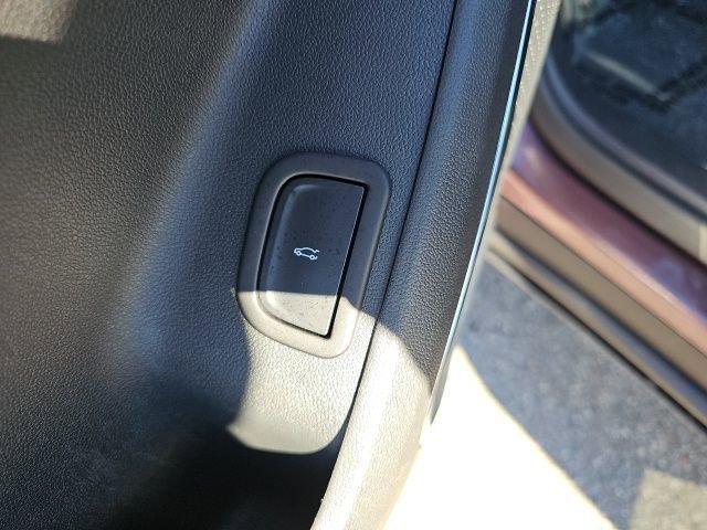 Certified 2025 GMC Acadia Elevation image 15