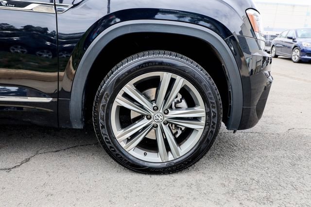 Used 2018 Volkswagen Atlas SEL w/ R-Line Package image 28