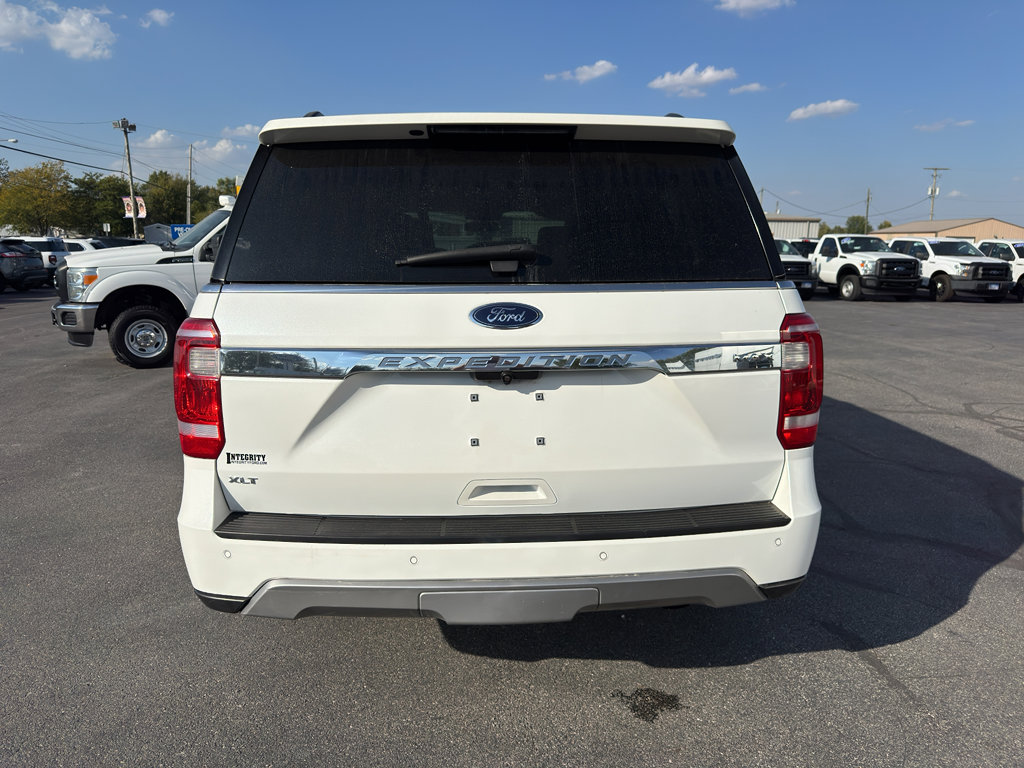 Used 2021 Ford Expedition Max XLT image 6