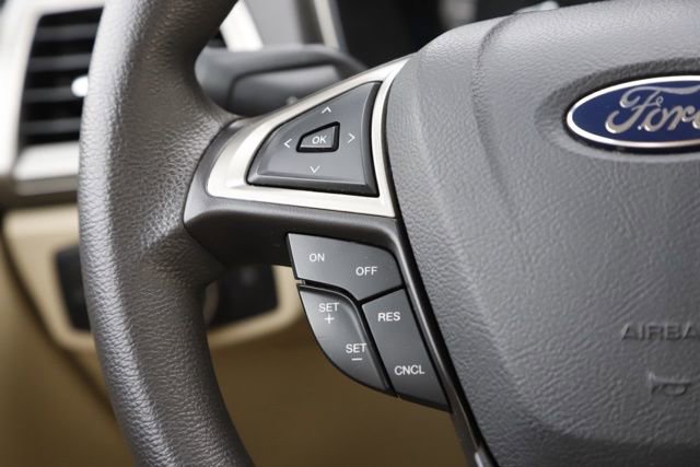 Used 2013 Ford Fusion SE image 21