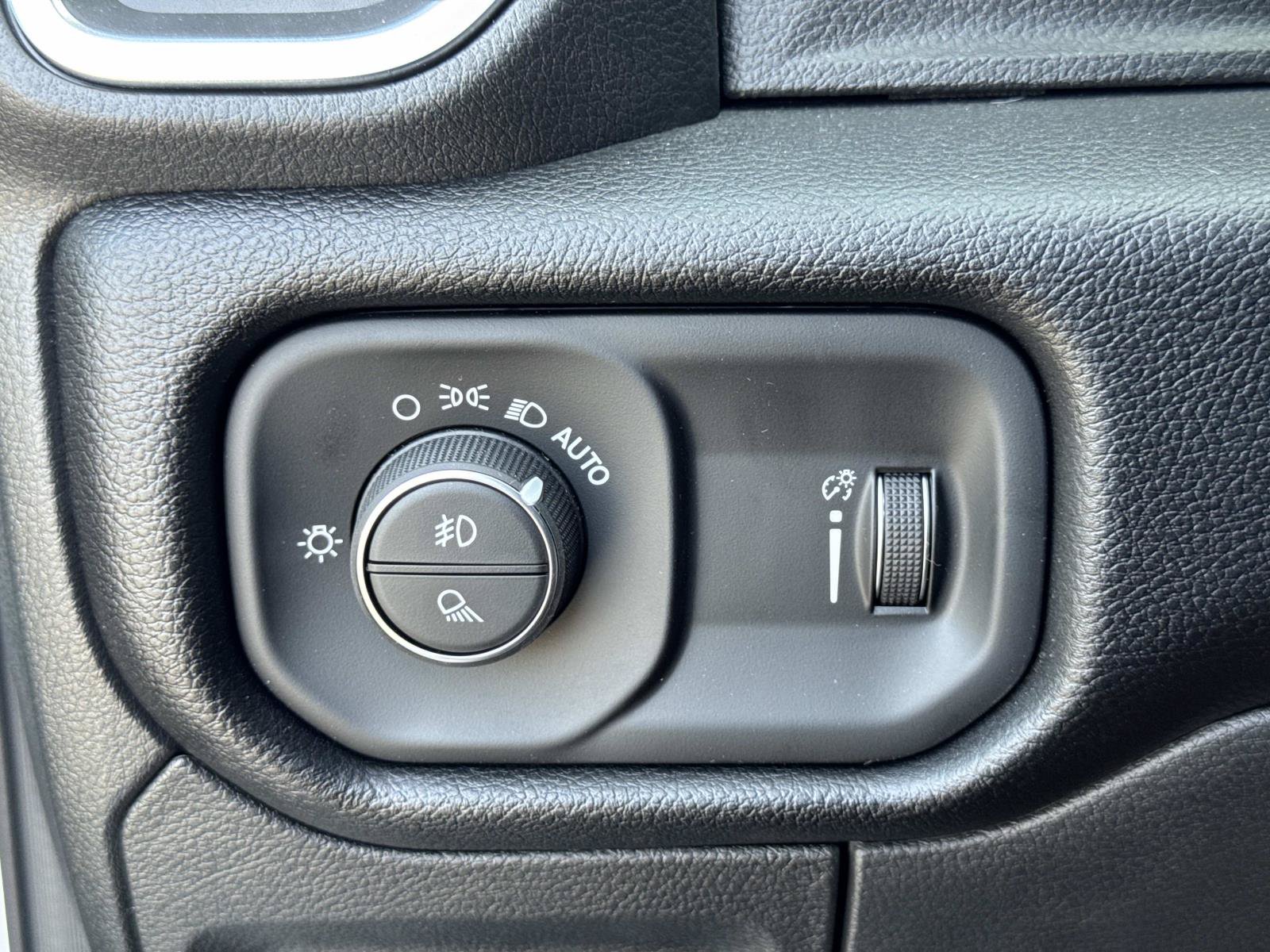 New 2026 RAM 1500 Big Horn w/ Night Edition AWD/4WD image 18