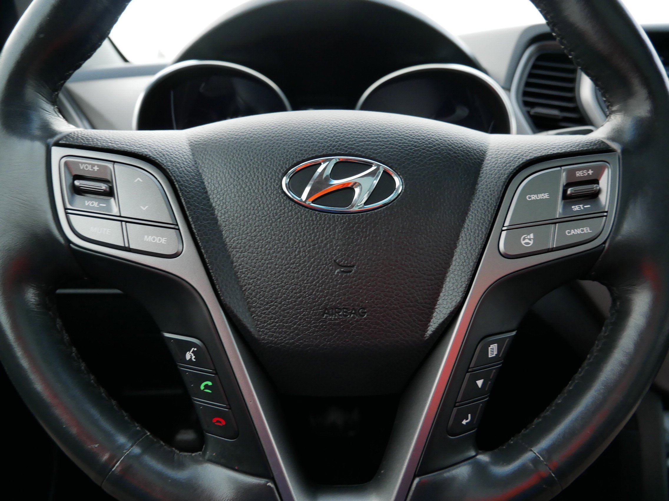 Used 2015 Hyundai Santa Fe Sport w/ Option Group 04 image 25