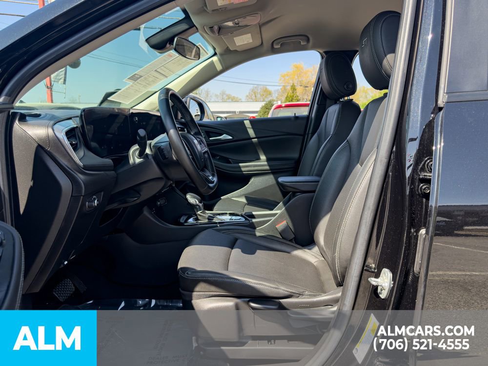 Used 2024 Buick Encore GX Sport Touring image 15