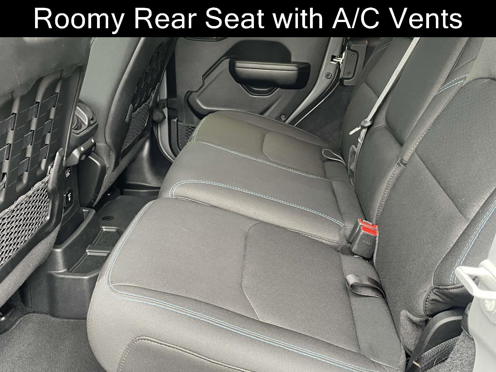 Used 2021 Jeep Wrangler Unlimited Rubicon 4xe w/ Steel Bumper Group image 19