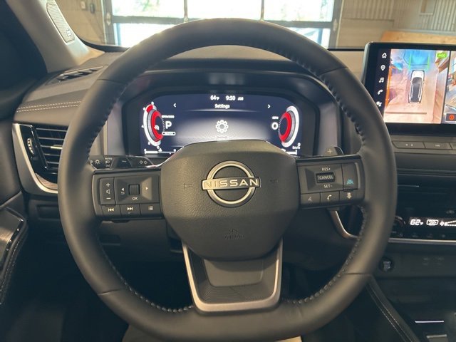 New 2026 Nissan Rogue Platinum image 17