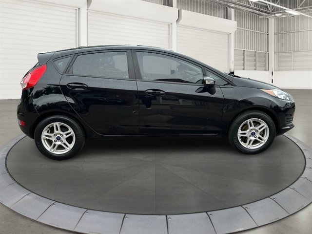 Used 2017 Ford Fiesta SE w/ Cold Weather Package image 6