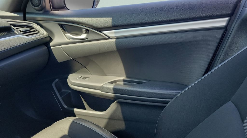 Used 2020 Honda Civic Sport image 13