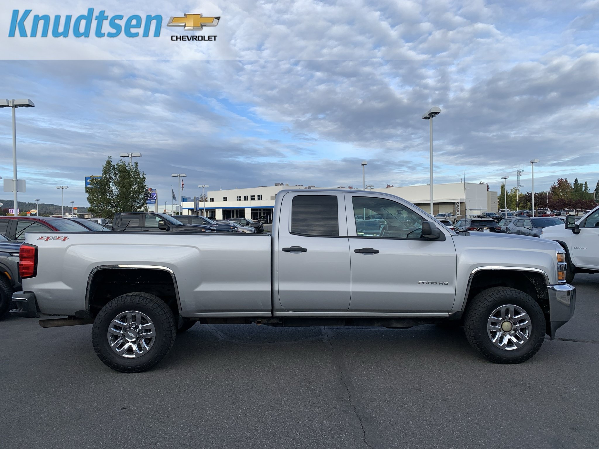 Used 2015 Chevrolet Silverado 2500 W/T AWD/4WD image 8