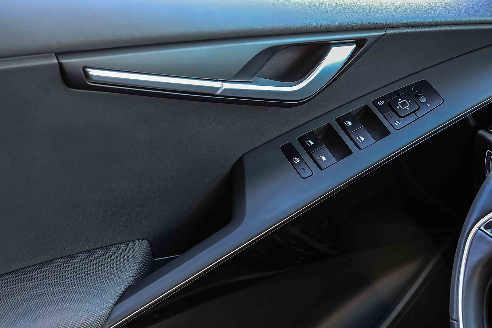 Certified 2024 Kia Niro Wind w/ Wind Preserve Package image 14