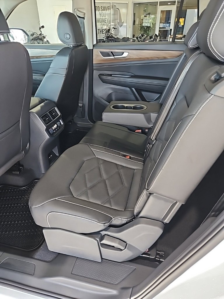 New 2026 Volkswagen Atlas SE image 22