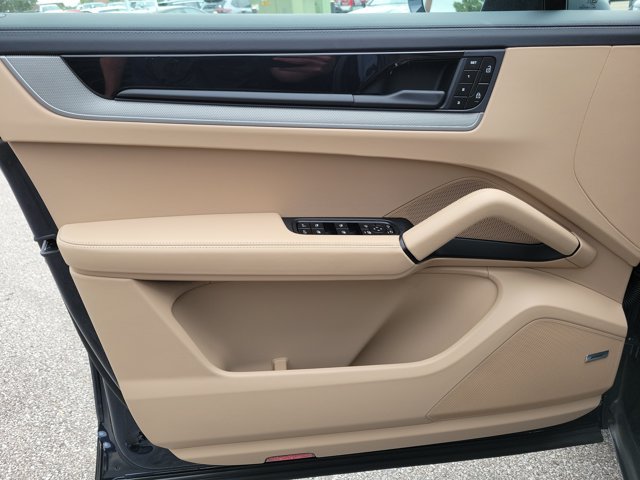 New 2026 Porsche Cayenne AWD/4WD image 26