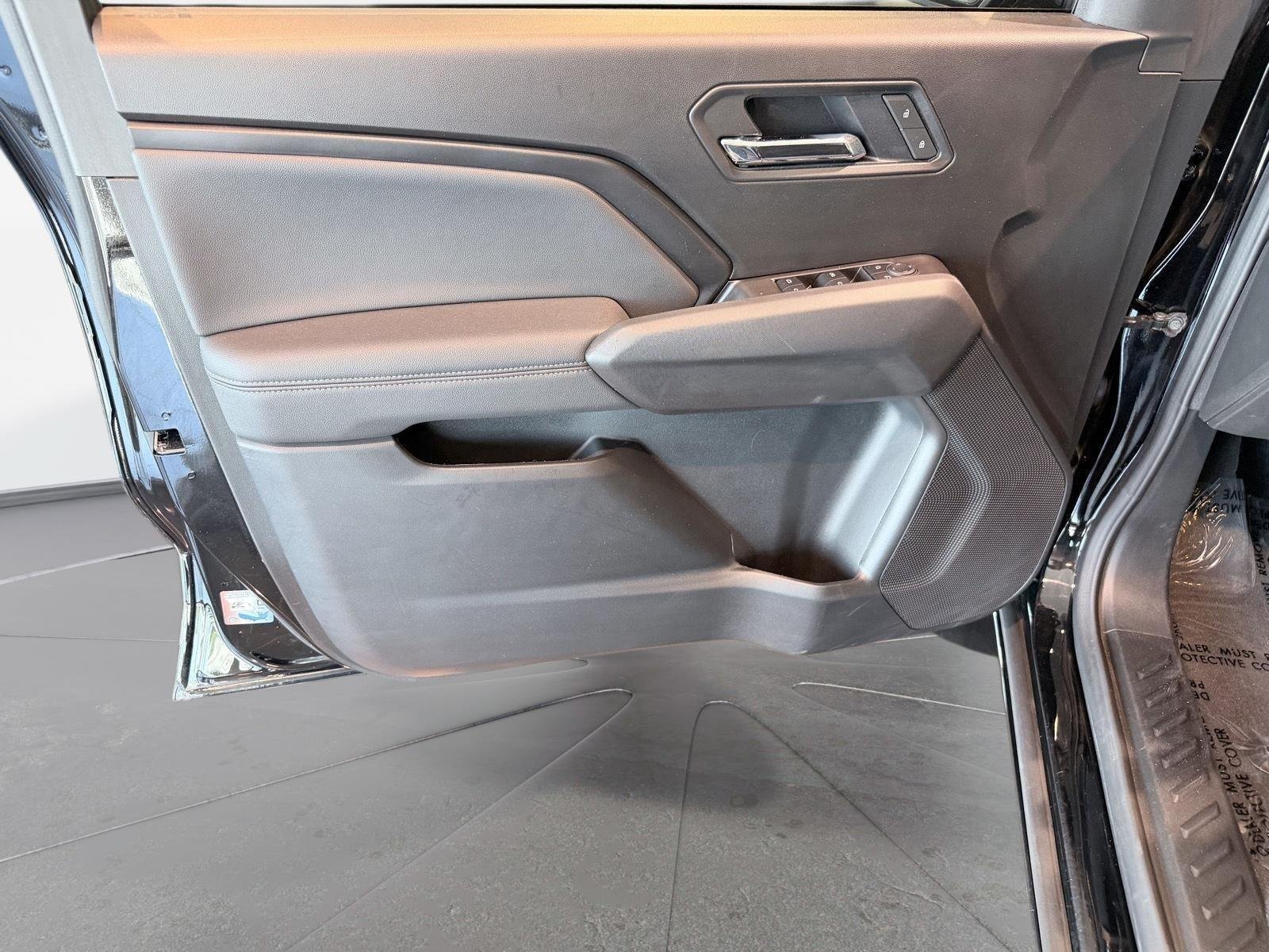Used 2025 GMC Canyon Elevation w/ Convenience Package AWD/4WD image 33