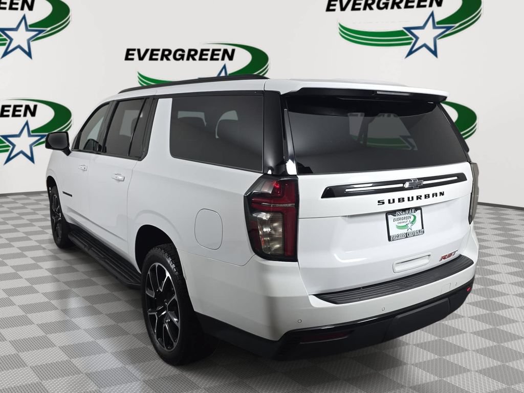 Used 2023 Chevrolet Suburban RST w/ Luxury Package AWD/4WD image 7