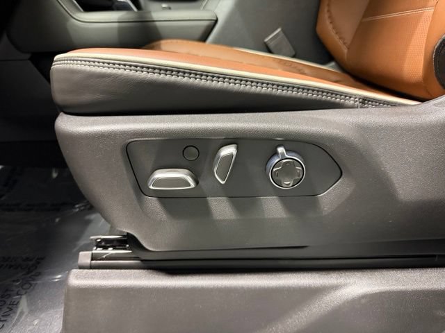 New 2026 GMC Sierra 2500 Denali Ultimate AWD/4WD image 13