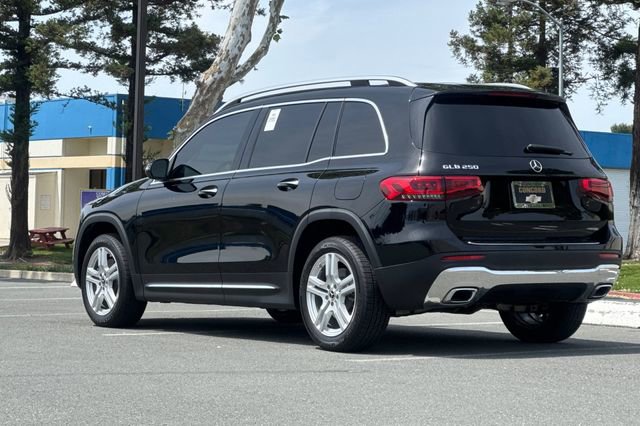 Used 2022 Mercedes-Benz GLB 250 image 6