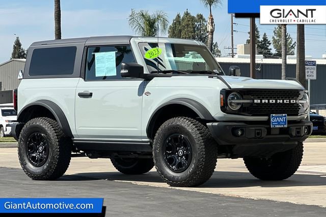 Used 2023 Ford Bronco Wildtrak AWD/4WD image 1