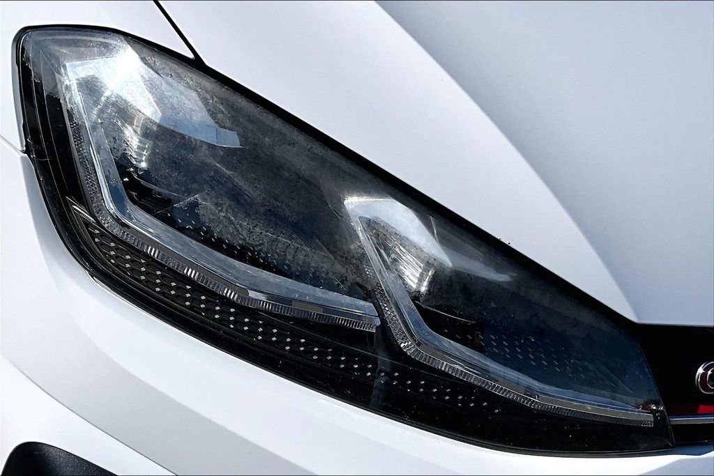 Used 2020 Volkswagen GTI S image 27