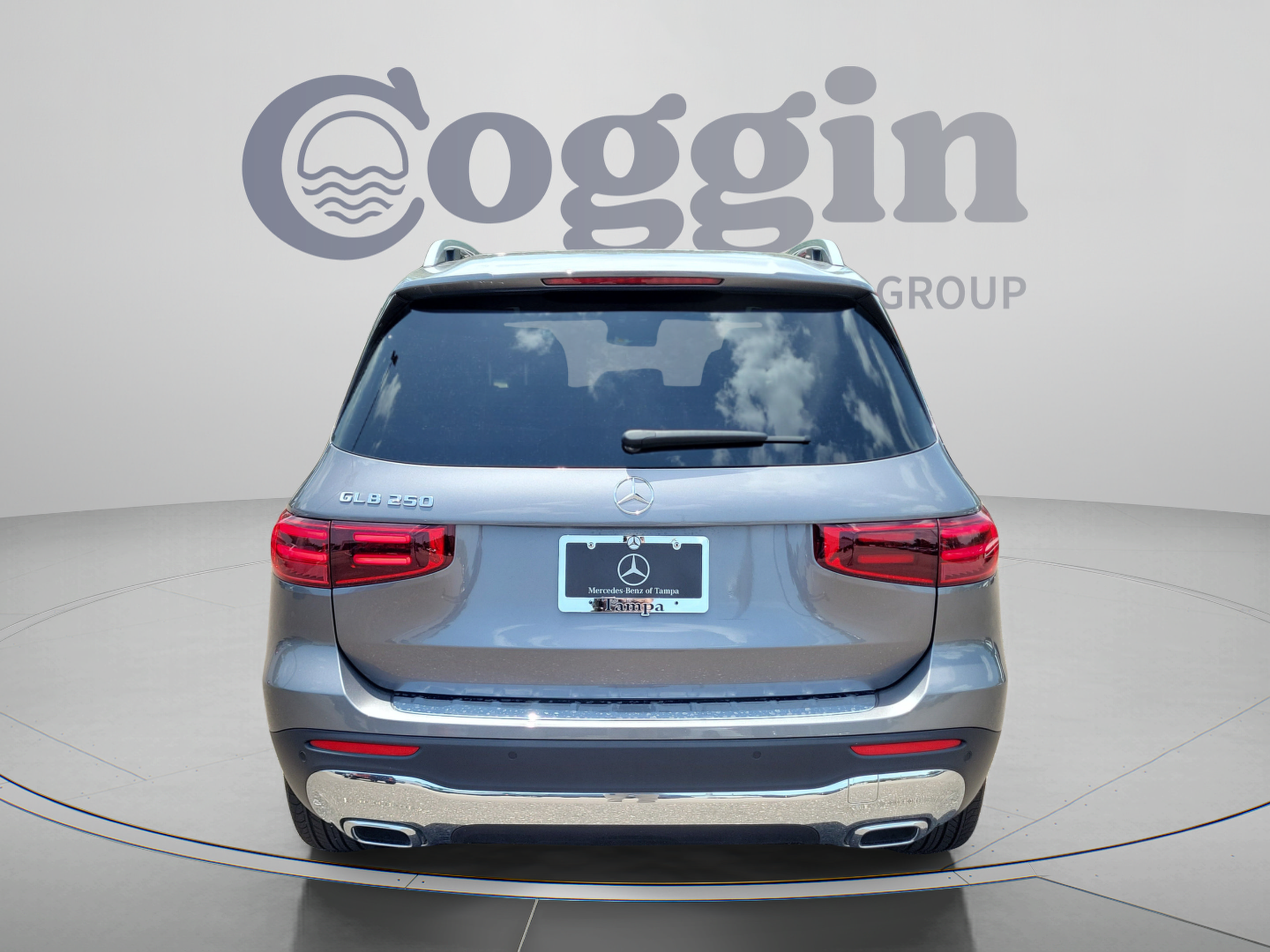 Used 2026 Mercedes-Benz GLB 250 image 4