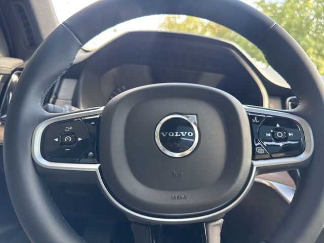 New 2026 Volvo XC90 B6 Plus w/ Protection Package image 31