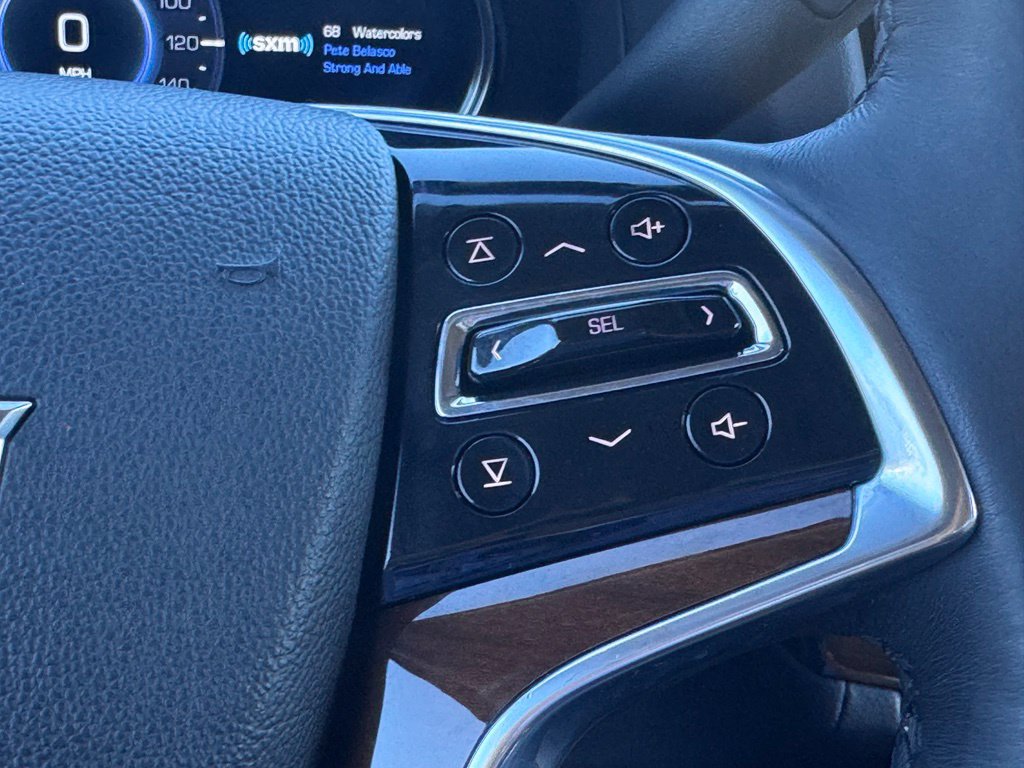 Used 2020 Cadillac Escalade Luxury AWD/4WD image 10