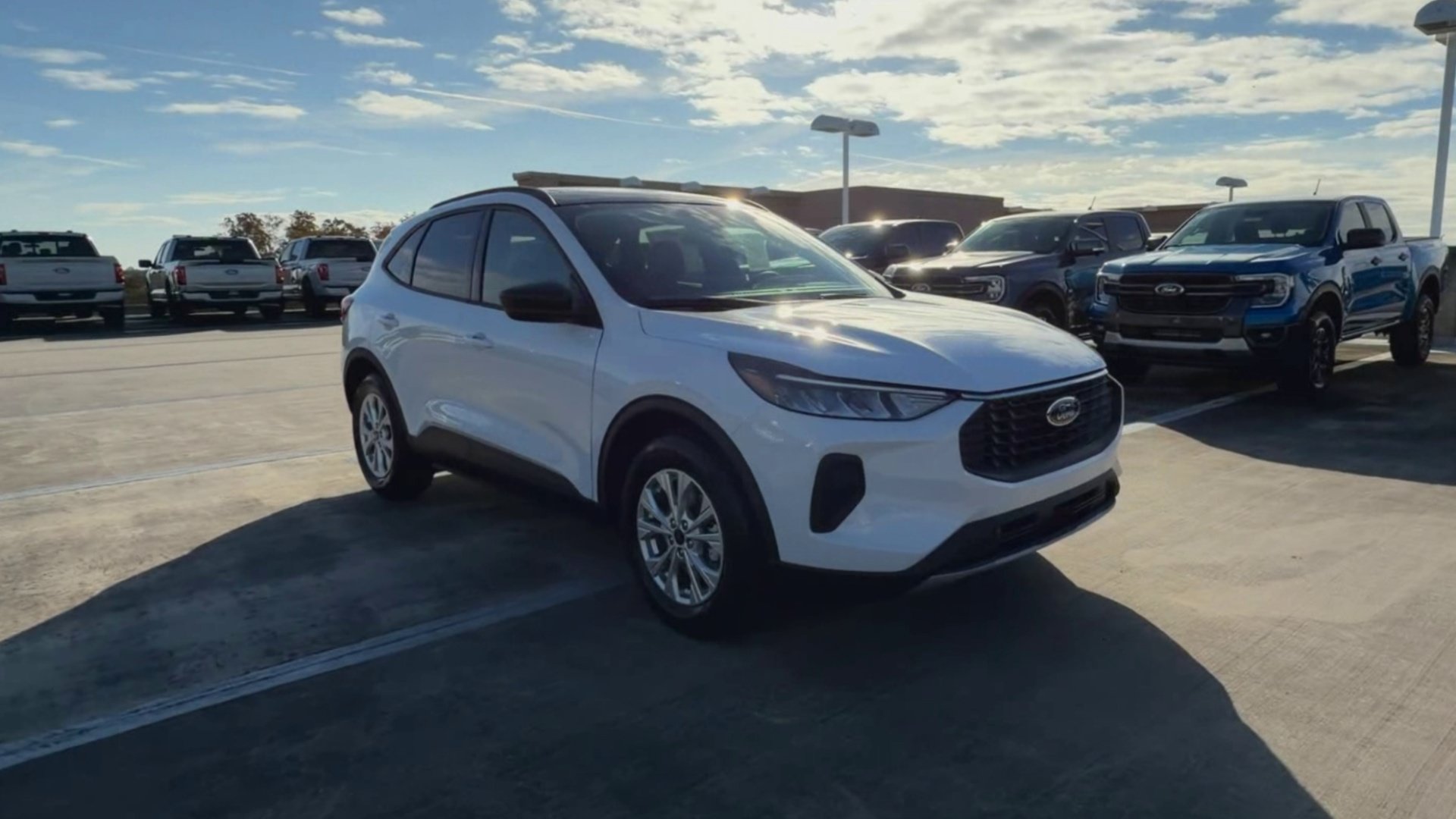New 2026 Ford Escape Active FWD image 4