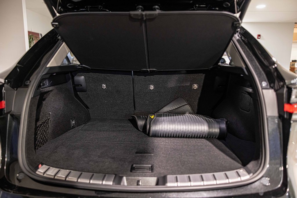 Used 2025 Lexus NX 450h+ AWD w/ Luxury Package image 16