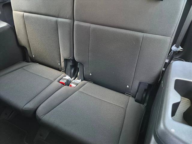 Used 2025 Hyundai Santa Fe SE FWD image 16
