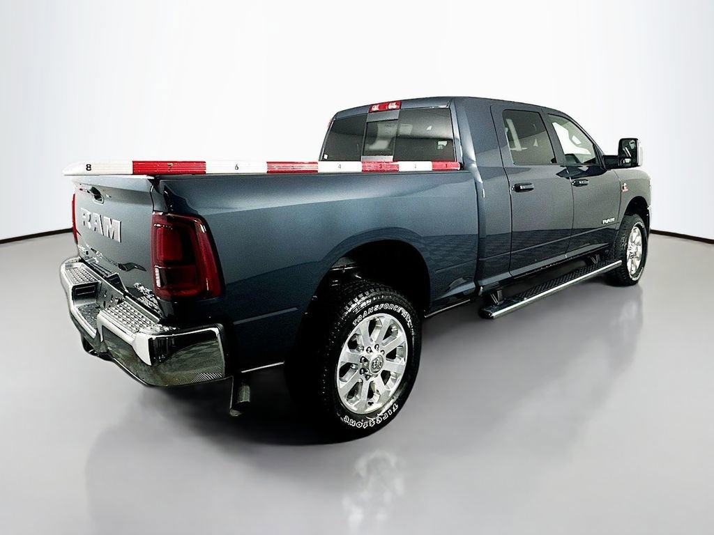New 2026 RAM 2500 Laramie AWD/4WD image 7