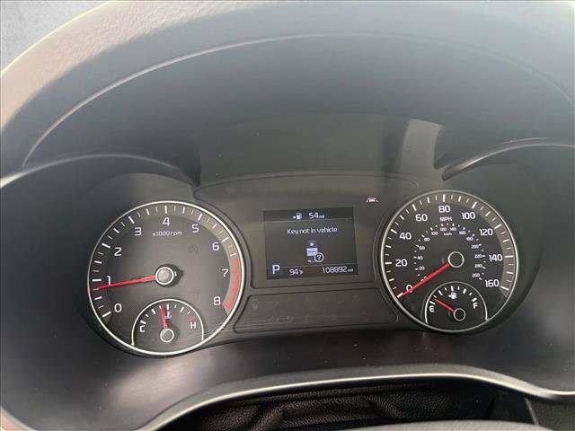 Used 2020 Kia Optima SE FWD image 11