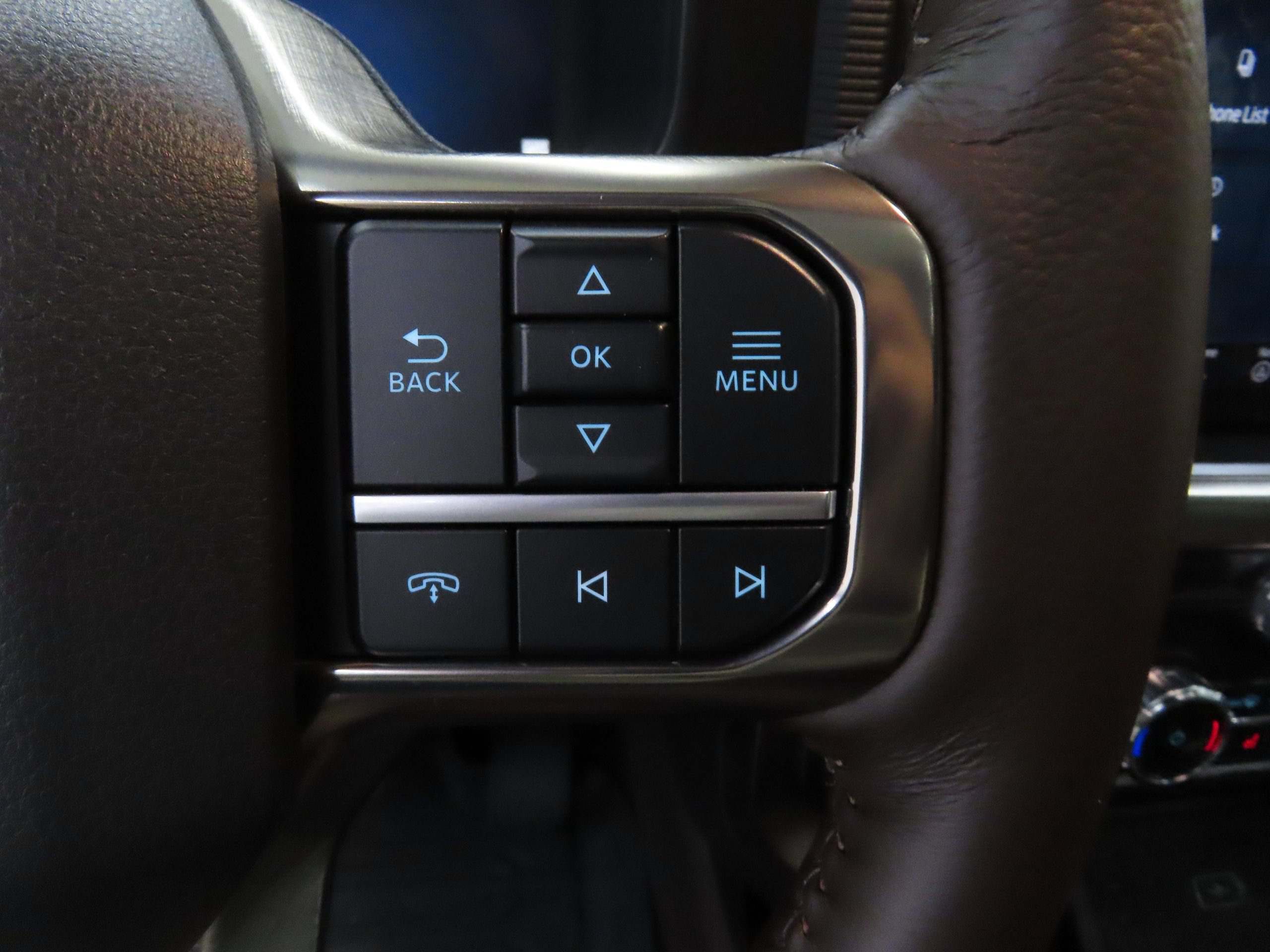 New 2025 Ford F150 King Ranch w/ FX4 Off-Road Package AWD/4WD image 14