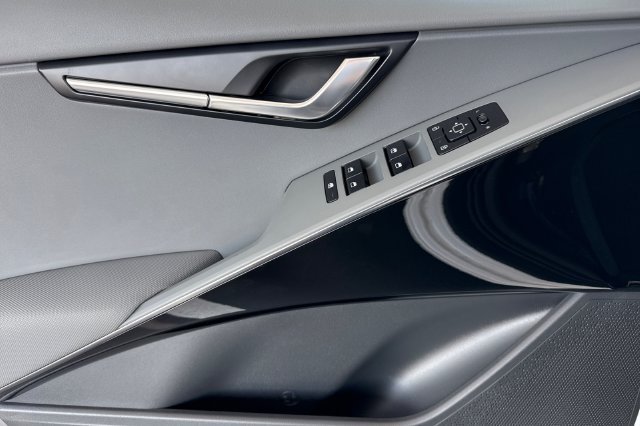New 2026 Kia Niro EX w/ EX Premium Package FWD image 12