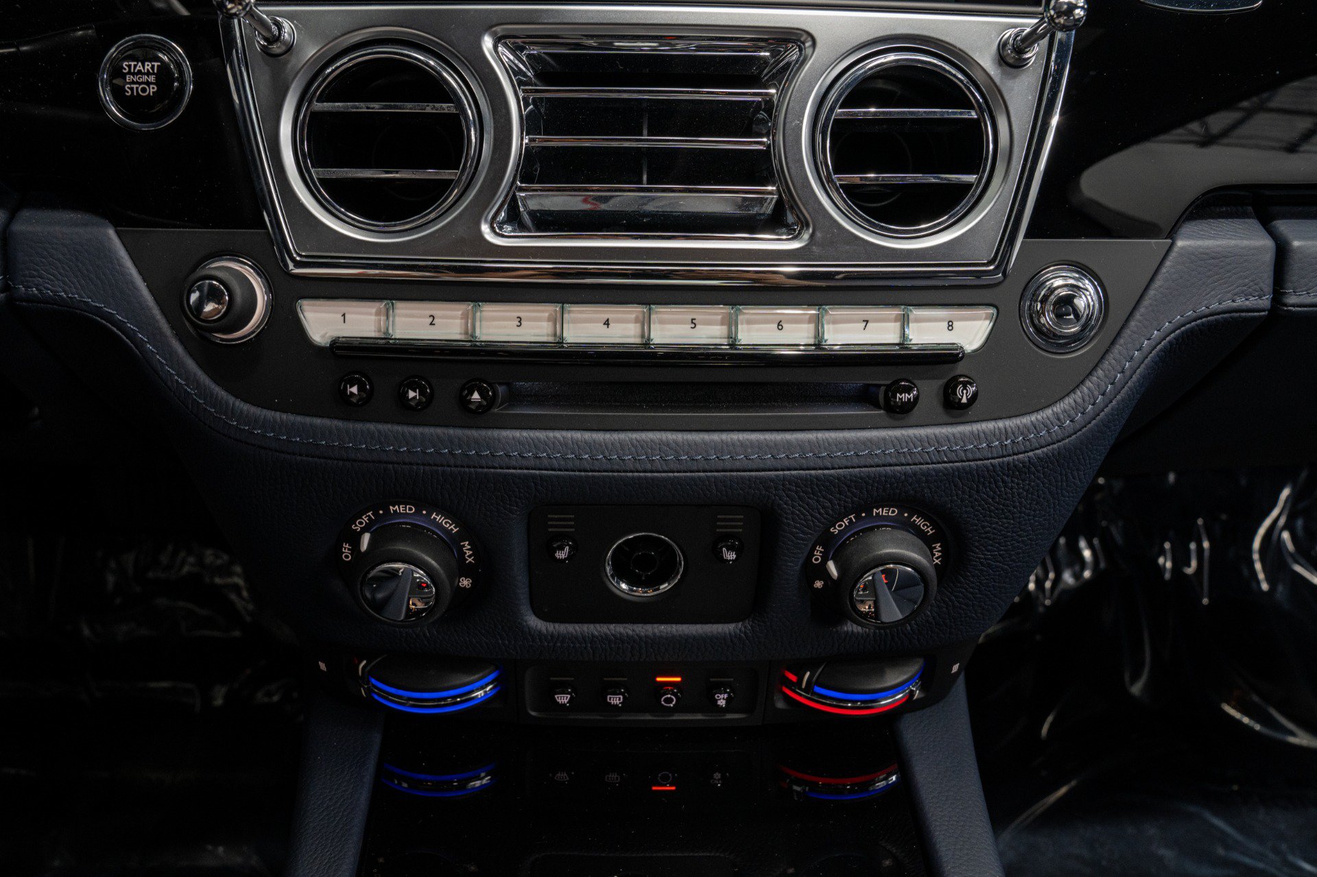 Used 2020 Rolls-Royce Ghost RWD image 40