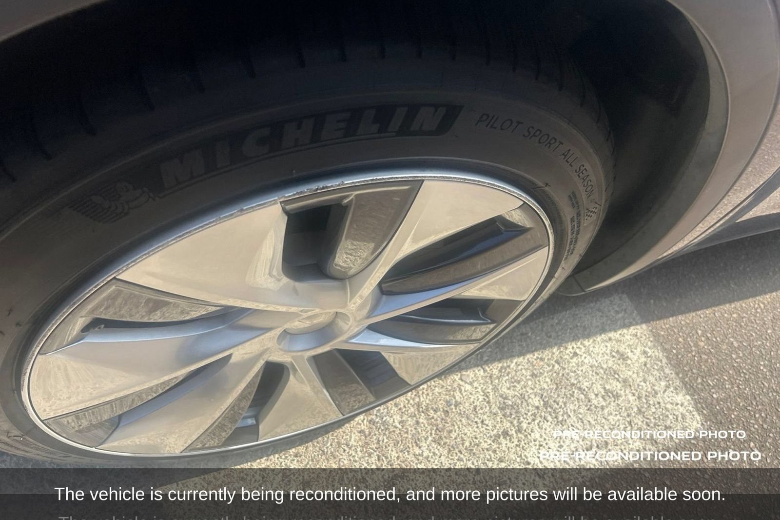 Used 2021 Tesla Model Y Long Range AWD/4WD image 13