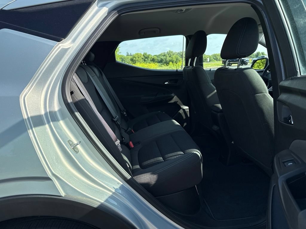 Used 2023 Chevrolet Bolt EUV LT w/ Driver Confidence Package FWD image 12