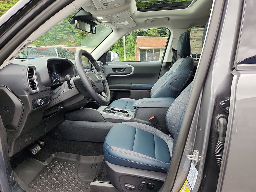 New 2024 Ford Bronco Sport Outer Banks w/ Tech Package AWD/4WD image 6