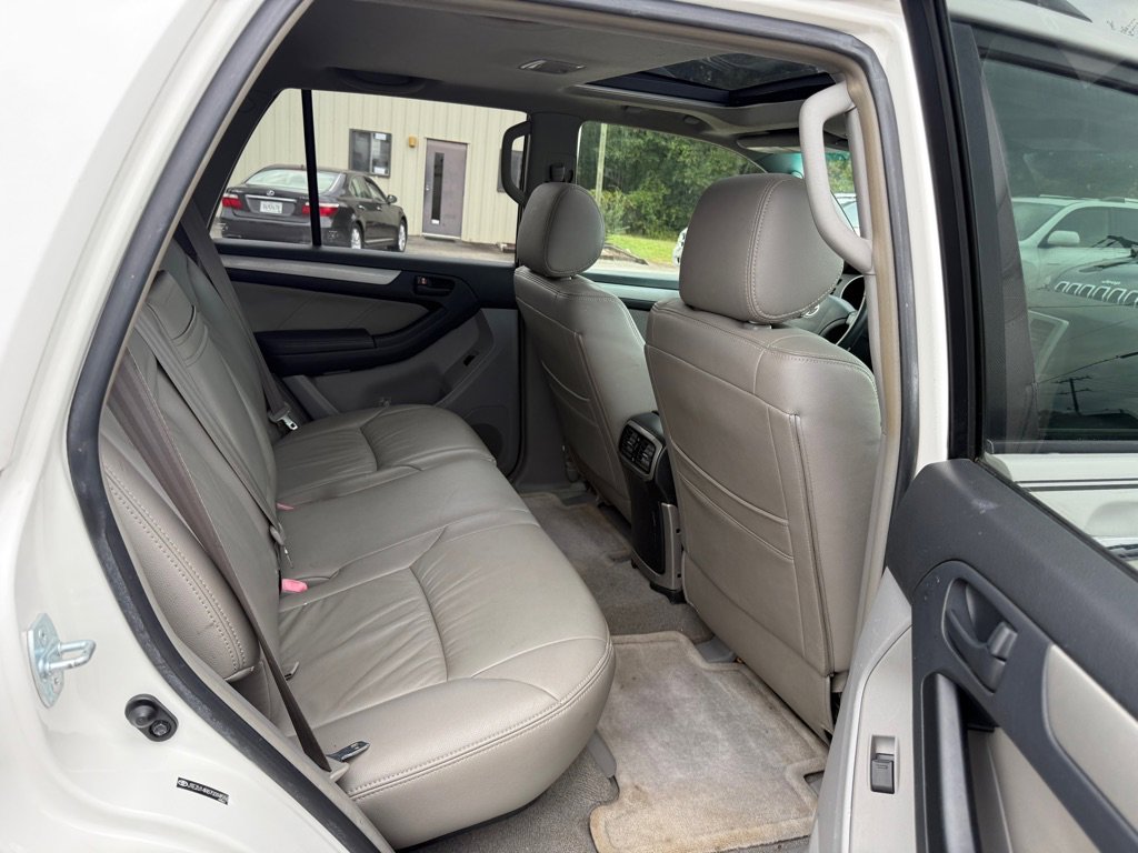Used 2007 Toyota 4Runner SR5 image 16