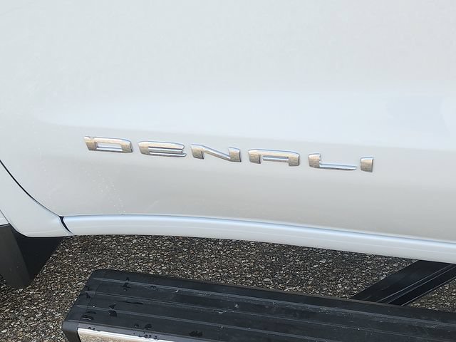 New 2026 GMC Sierra 1500 Denali Ultimate w/ LPO, Black Badging Package AWD/4WD image 19