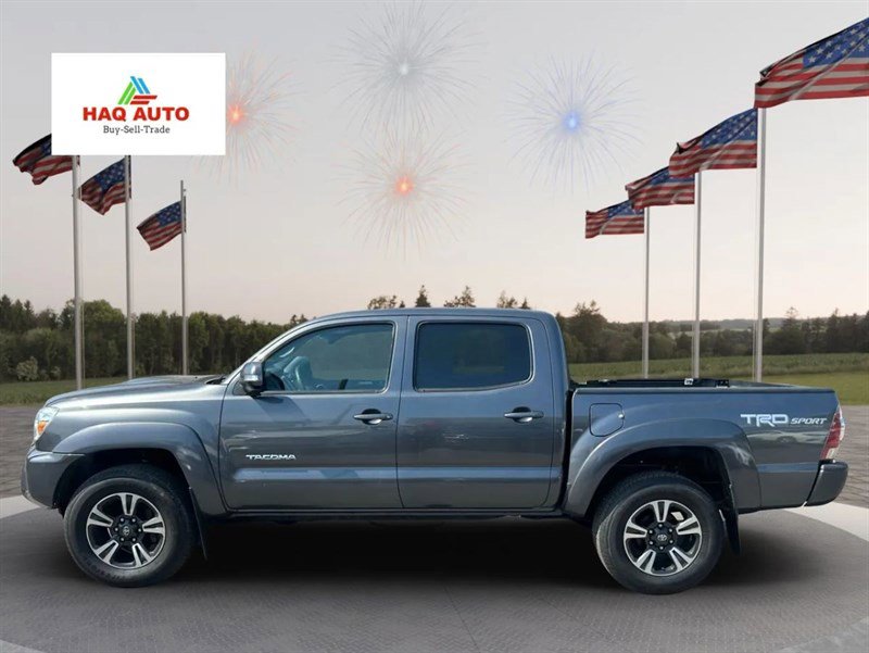 Used 2014 Toyota Tacoma 4x4 Double Cab w/ TRD Sport Package image 8