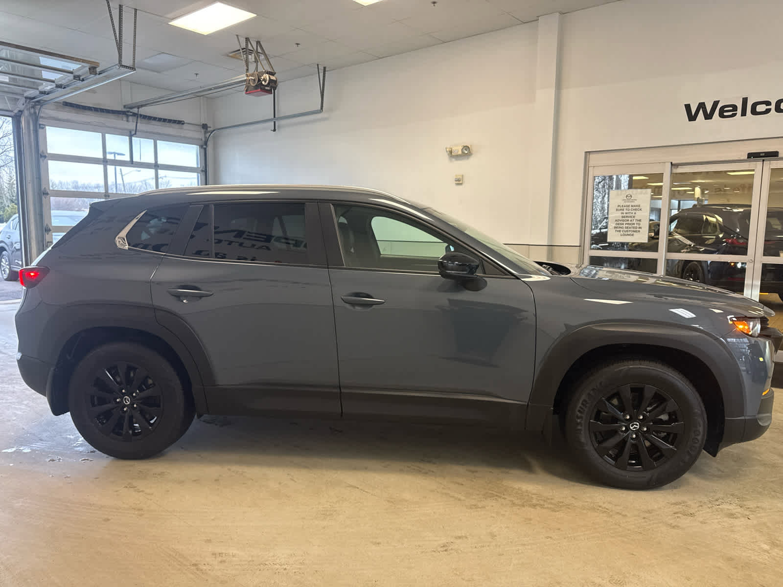 Certified 2025 MAZDA CX-50 AWD 2.5 S w/ Preferred Package image 5