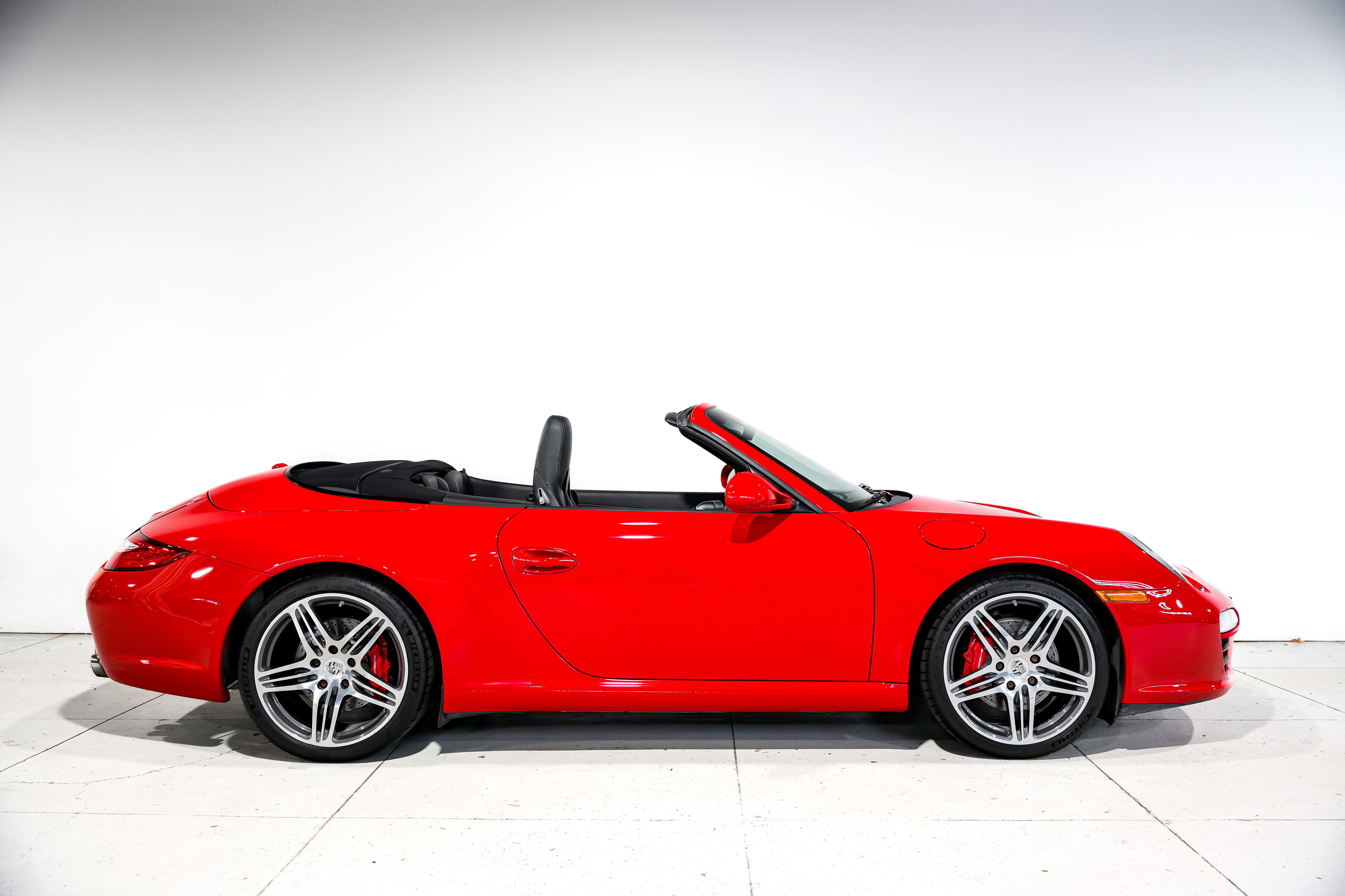 Used 2012 Porsche 911 Carrera S image 2