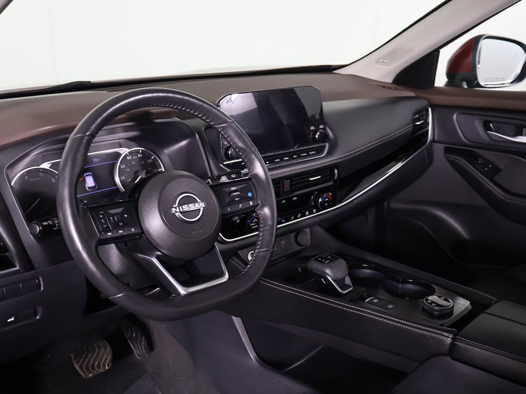 Used 2023 Nissan Rogue SL w/ SL Premium Package image 29