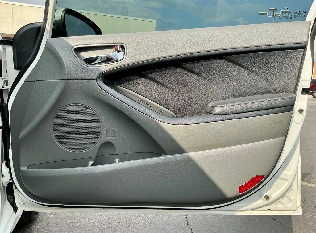 Used 2017 Kia Forte EX image 22