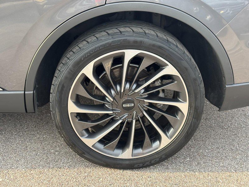 Used 2022 Lincoln Aviator Reserve w/ Equipment Group 201A image 9