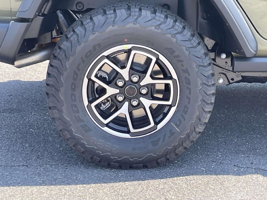 New 2027 Jeep Wrangler Unlimited Rubicon AWD/4WD image 13