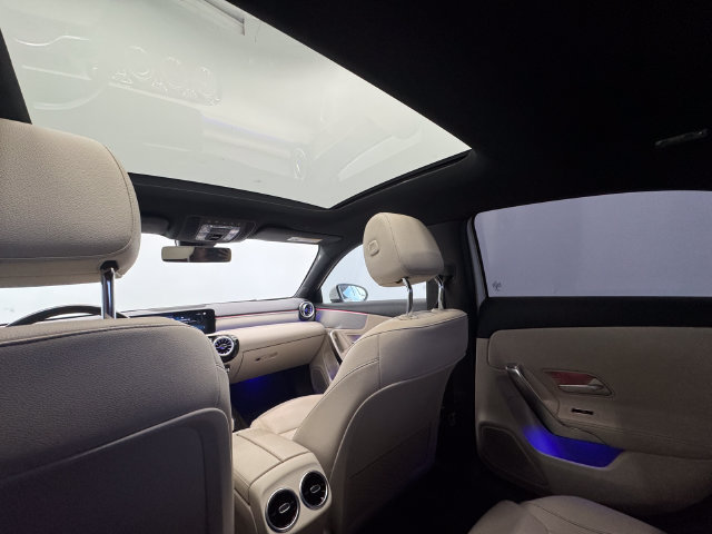 Certified 2022 Mercedes-Benz A 220 image 39