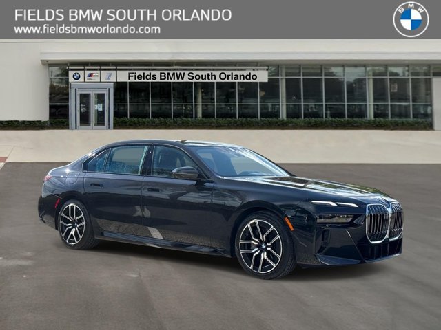 Used 2026 BMW 740i RWD image 1