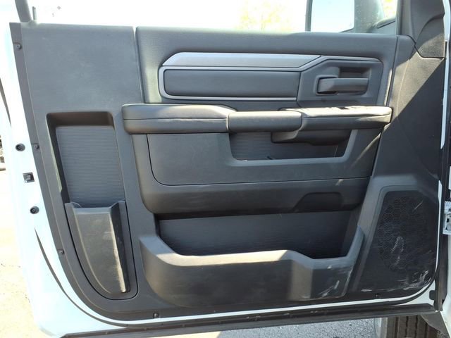 New 2026 RAM 5500 Tradesman AWD/4WD image 11