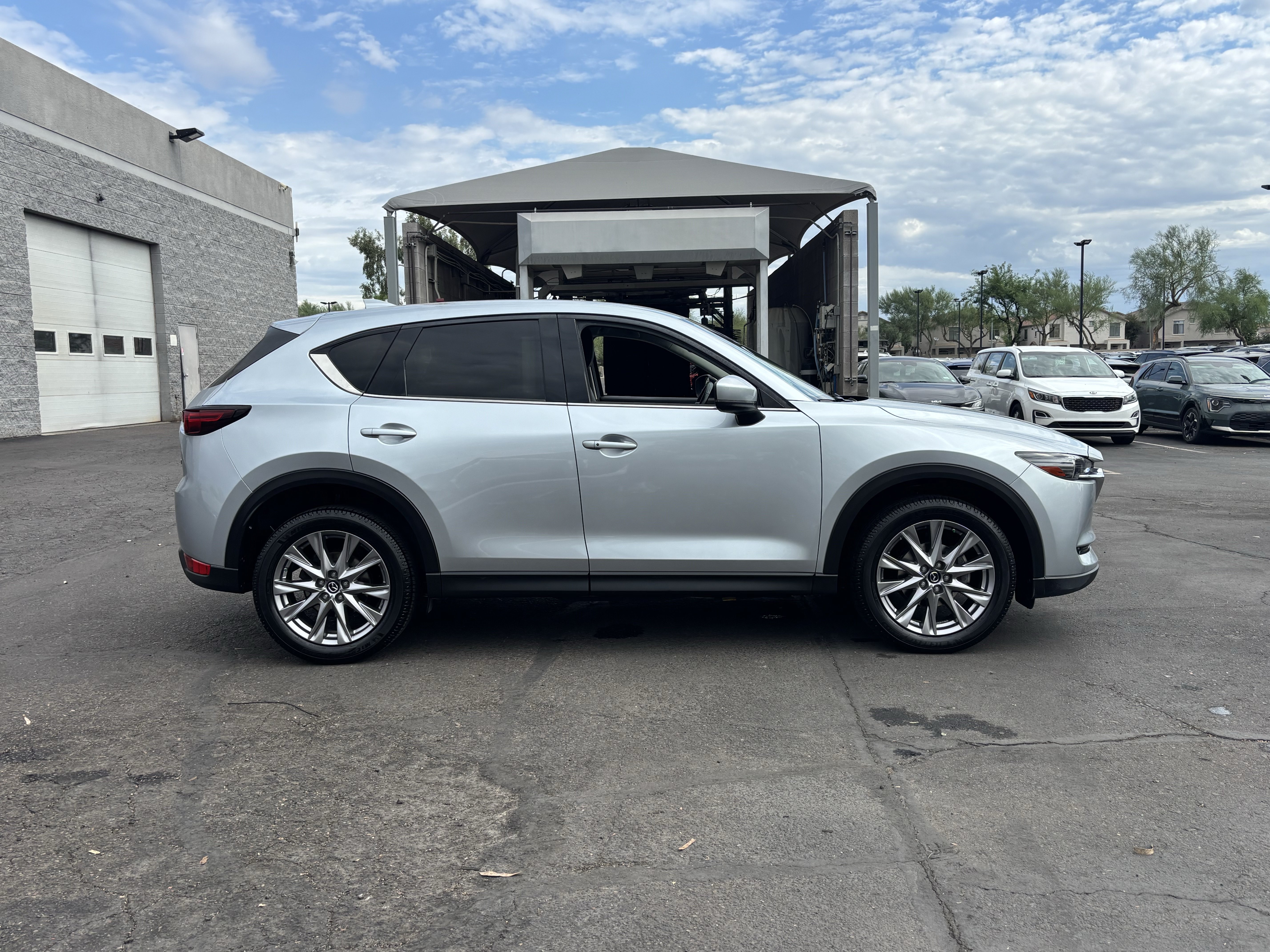 Used 2019 MAZDA CX-5 Grand Touring AWD/4WD image 2
