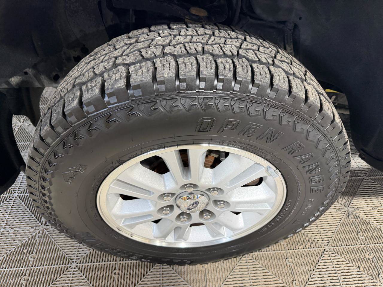 Used 2014 Ford F150 XLT AWD/4WD image 28